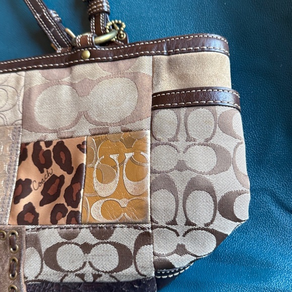 Authentic Coach purse - Picture 7 of 11